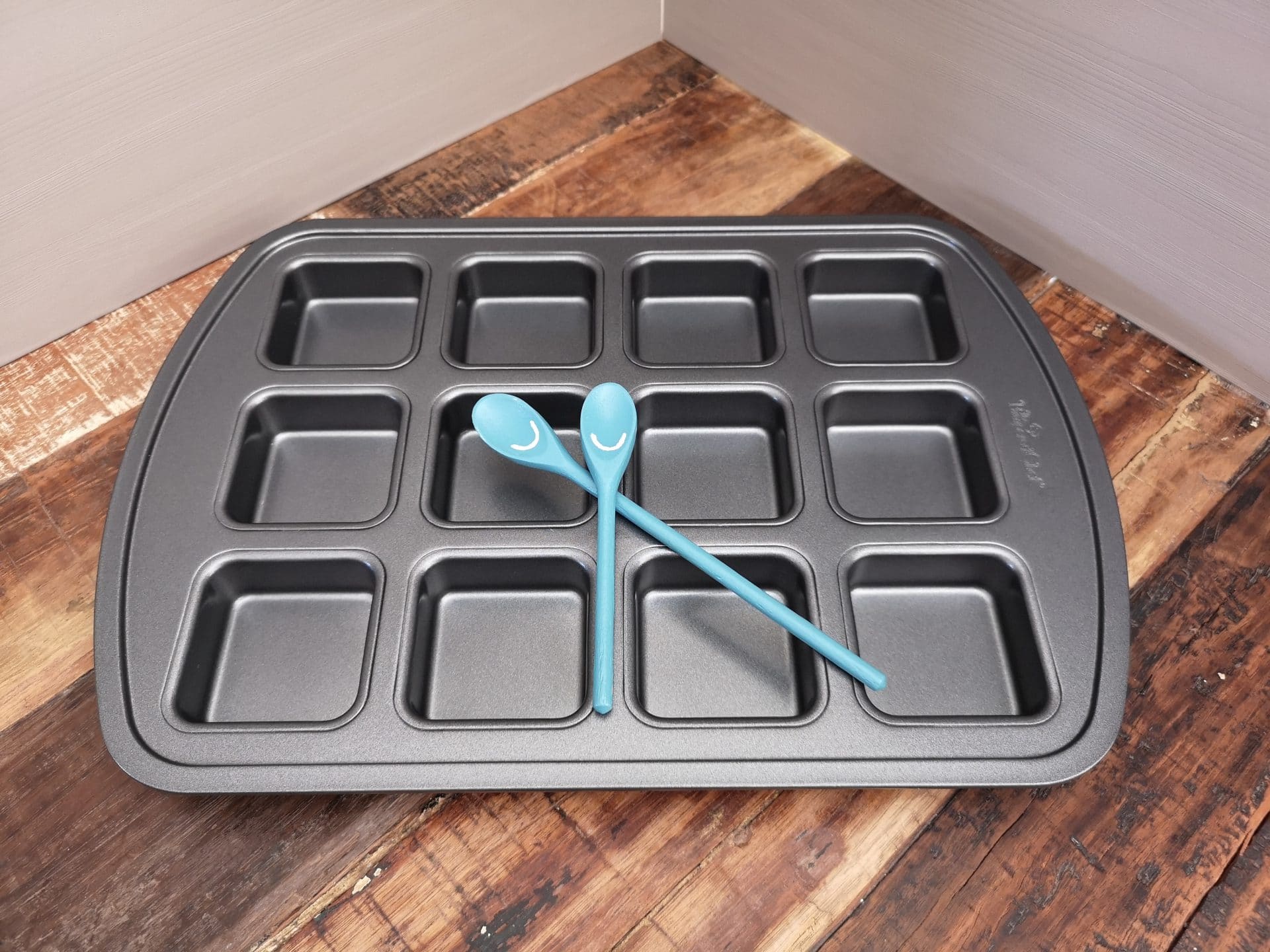 Brownieform Deluxe ❤️ Pampered Chef® ❤️ Mix 'n Bake